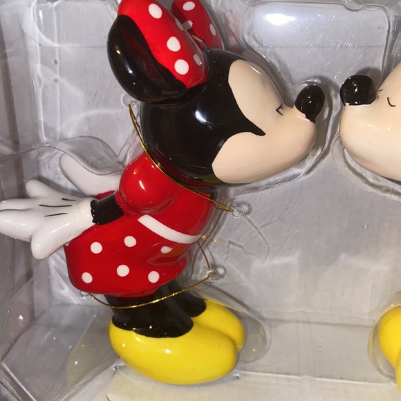 Minnie & Mickey Mouse salt and pepper shaker - Picture 2 of 6